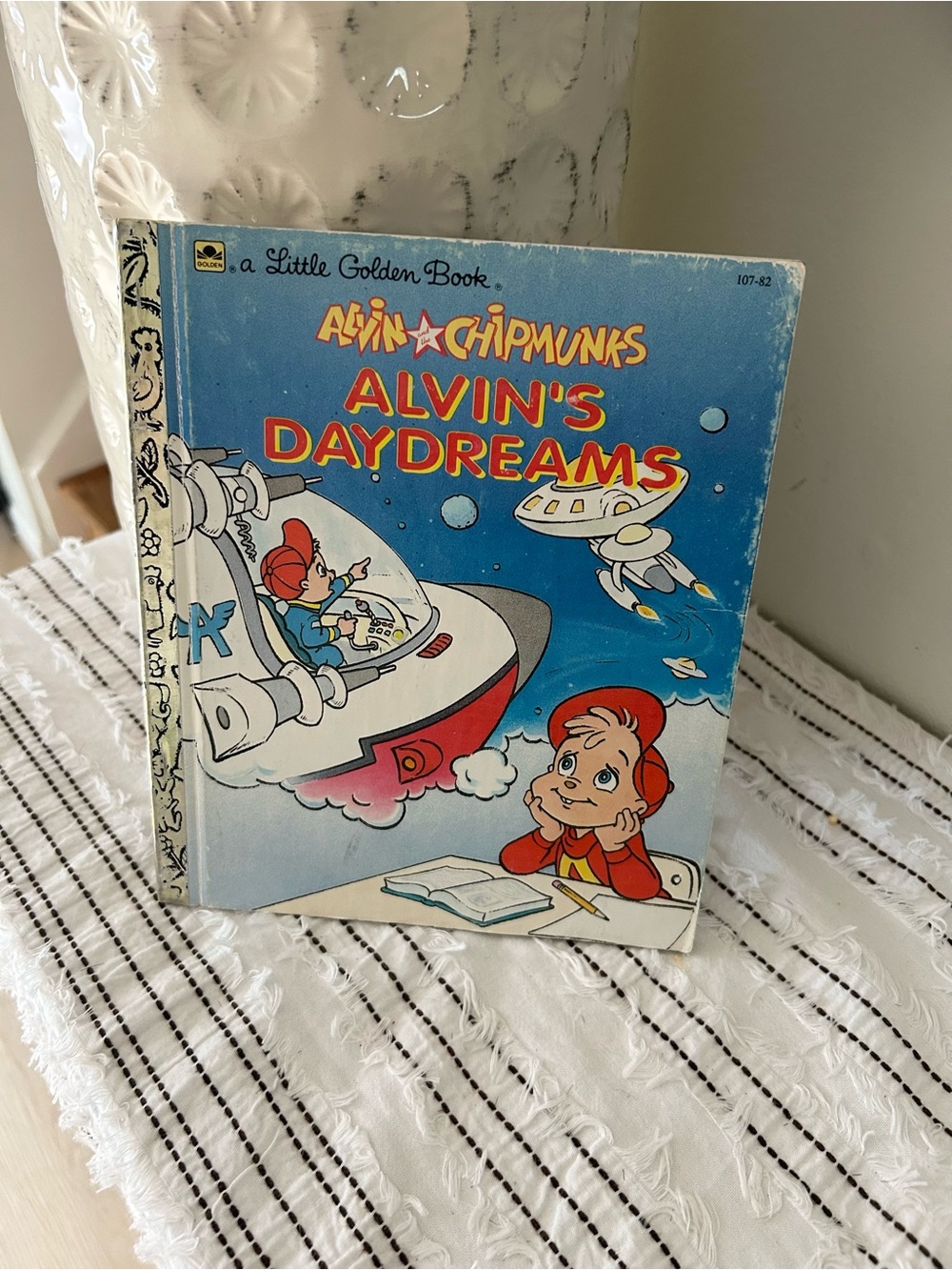 Vintage 1990 Alvin's Daydreams - Alvin and the Chipmunks Little Golden Book